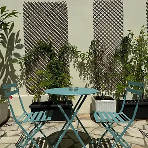 Hipotel Lilas Gambetta Отель