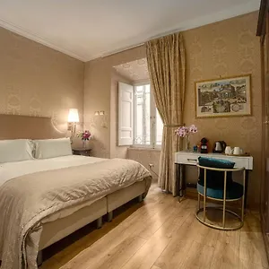 *** Casa de hóspedes Trevi Luxury Itália