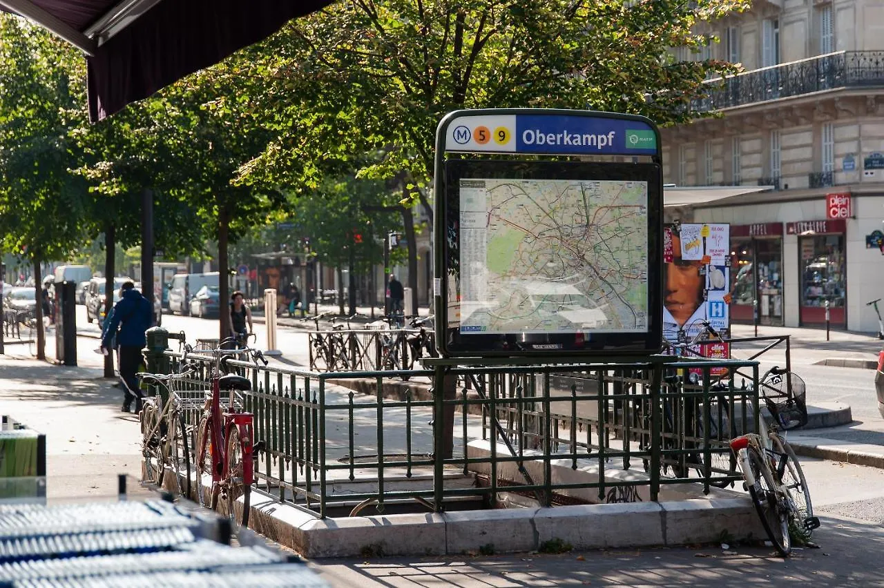 Hotel Au Coeur De Republique Paris
